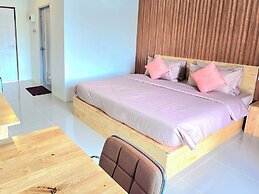 Waew Arun Garden Resort
