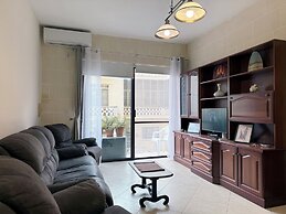 Traditional Maltese 3BD Apartment