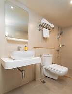 Bloom Hotel - Kakinada