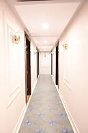 Hotel Royal Suites