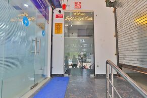 Hotel Royal Suites