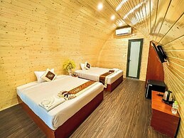 Ozon Hotel