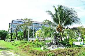 Ozon Hotel