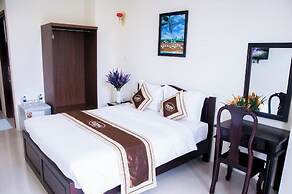 Ozon Hotel