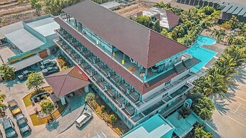 Ozon Hotel