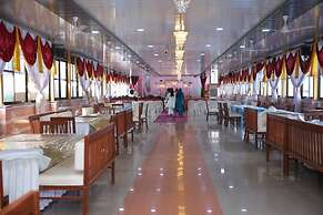 Ghansar Lodge maharastra AC Room