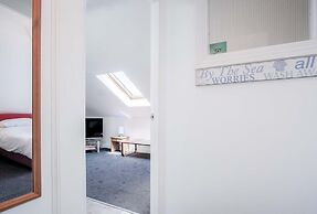 Rooftops - 1 Bedroom Apartment - Tenby