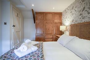 Fern Cottage - 2 Bedroom Cottage - St Florence