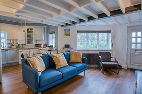 Beachwood - 2 Bedroom Cottage - Penally