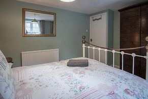 Beachwood - 2 Bedroom Cottage - Penally