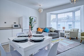 Bay View - 2 Bedroom Apartment - Tenby