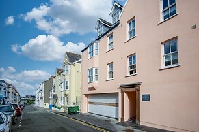 Windleshore - 2 Bedroom Apartment - Tenby