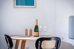 Flat 2 - 1 Bedroom Apartment - Tenby