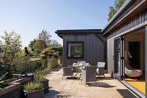 Bespoke Retreat for 4 in West Wittering
