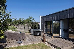 Bespoke Retreat for 4 in West Wittering