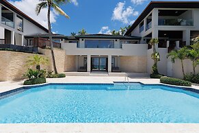 Notos Cove