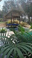 2 Bedrooms 400 m From the Beach
