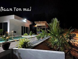 2 Bedrooms 400 m From the Beach