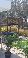 2 Bedrooms 400 m From the Beach