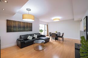Tyms 3BR 2BA Apt Xujiahui Center