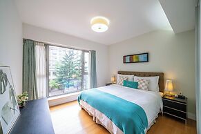 Tyms 3BR 2BA Apt Xujiahui Center