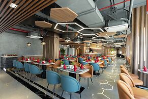 Bcons City Hotel