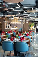 Bcons City Hotel