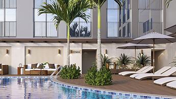 Bcons City Hotel