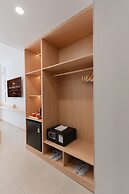 Bcons City Hotel