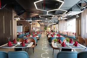 Bcons City Hotel