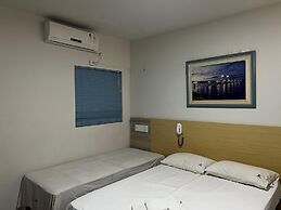 Kris Hotel
