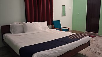 Naadi Grand Inn