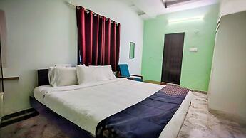 Naadi Grand Inn