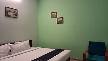 Naadi Grand Inn