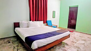 Naadi Grand Inn
