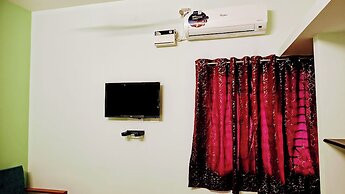 Naadi Grand Inn