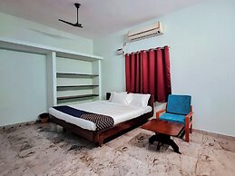 Naadi Grand Inn