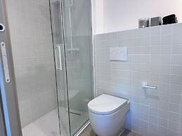 Edmond Vibes Almagro Suites