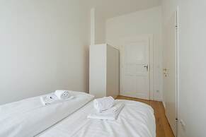 Faraway Homes Studios Klosterneuburg