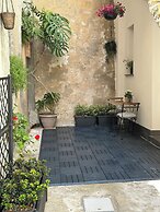 Gonia Residence