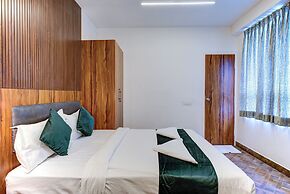 Emerald Suites By Classio
