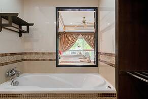 Le Ayodhaya Palace Krabi Beach Resort