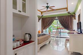 Le Ayodhaya Palace Krabi Beach Resort