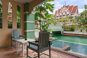 Le Ayodhaya Palace Krabi Beach Resort