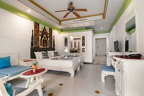 Le Ayodhaya Palace Krabi Beach Resort