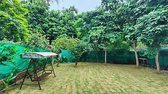 Let'stay DLF Phase- 1, Gurugram
