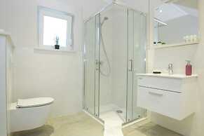Tomana B Apartments