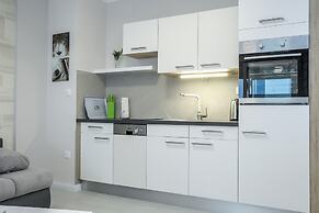 Tomana B Apartments