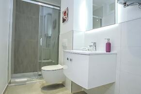 Tomana B Apartments