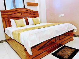 Awadh Hotel